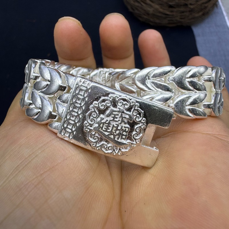 สร้อยข้อมือเงินลายเสือโบราณสไต - Men Accessories Nepal บทวิจารณ์และราคา