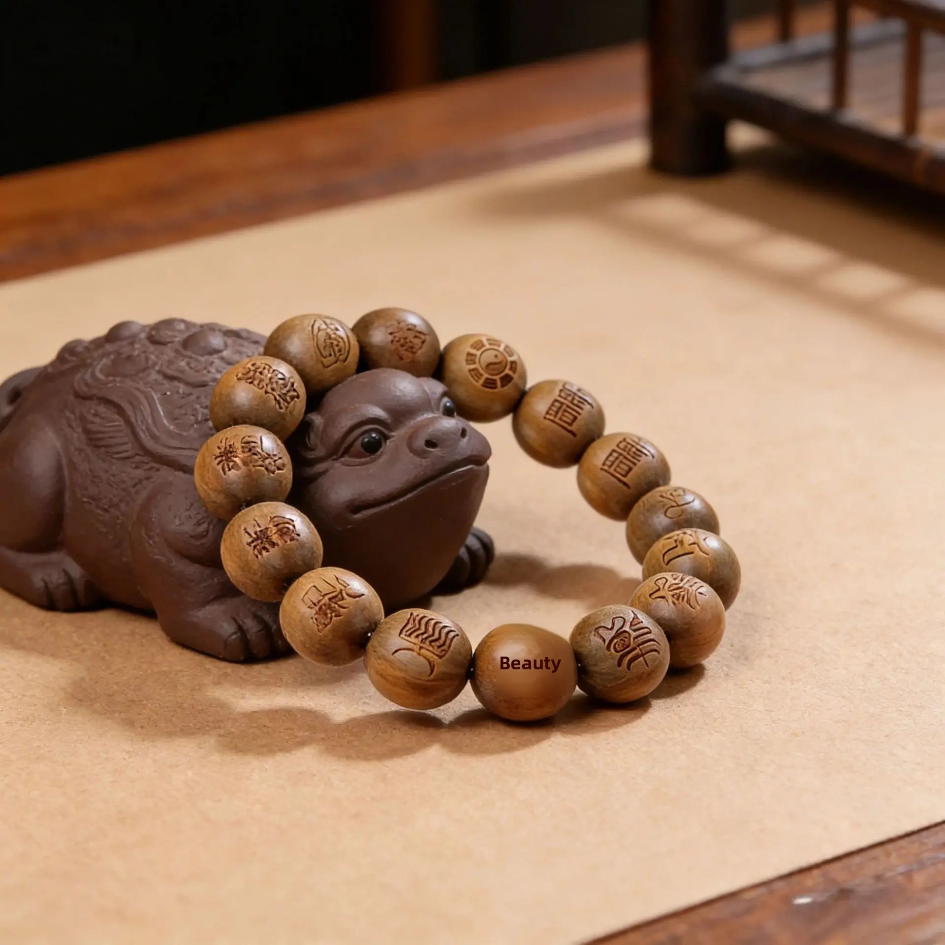 กำไลข้อมือไม้จันทน์เขียวแกะสลั - Bracelet Beaded Men บทวิจารณ์และราคา